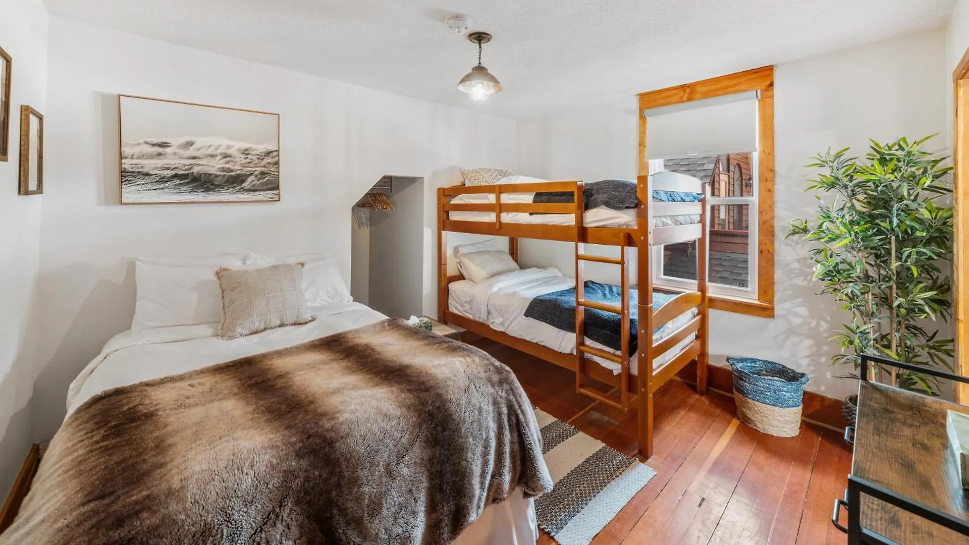 Villa Mountain View Retreat In The Heart Of Banff - Massive House Sleeps 23 Casa vacanze