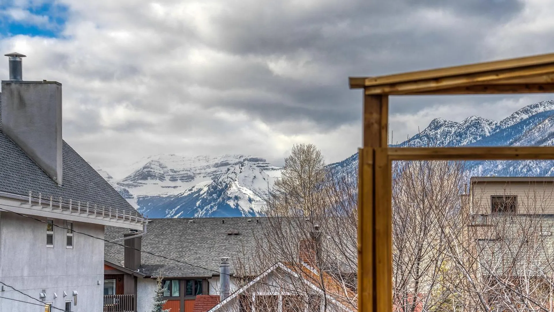 Casa vacanze Villa Mountain View Retreat In The Heart Of Banff - Massive House Sleeps 23