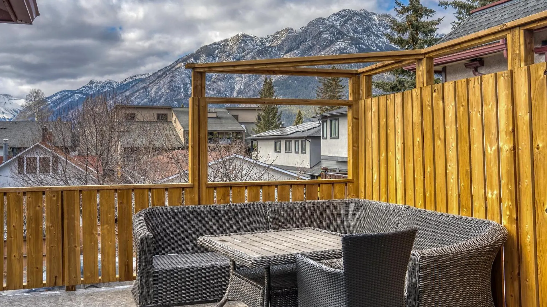 Casa vacanze Villa Mountain View Retreat In The Heart Of Banff - Massive House Sleeps 23